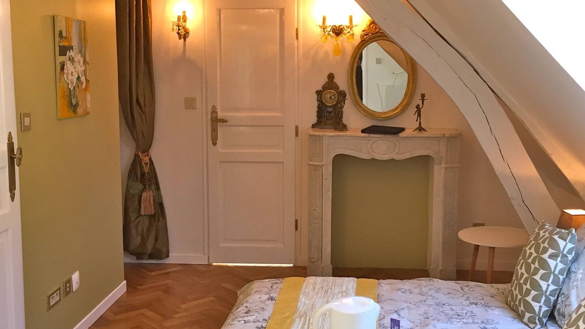 Elincourt-Sainte-Marguerite Bed & Breakfast | Sarah Room: Maison Elincourt B&B/Bed and Breakfast and Spa + breakfast + Spa