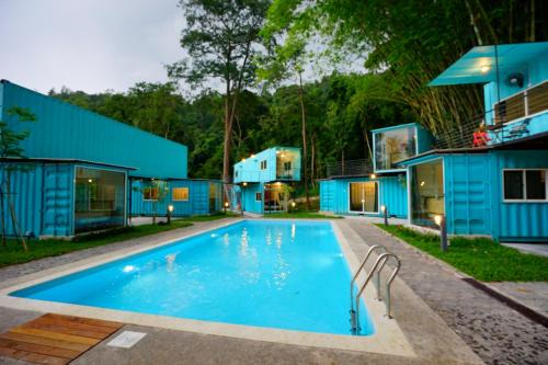 Hulu Selangor Cabin | Sarang by the brook