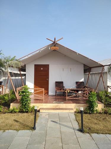 Dhandhuka Resort | Sarang Tent Resort