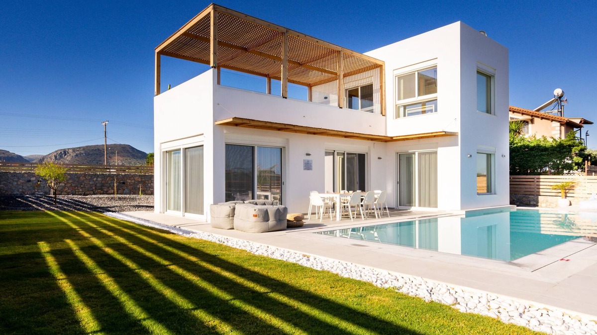 Analipsi House | Sardines Luxury Villa 3 with Private poll , garden , parking and Gym
