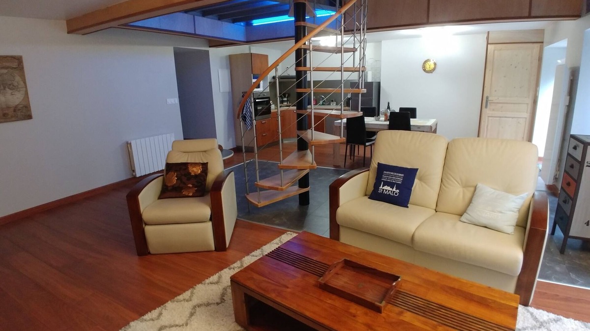 La Boussac House | SAUNA-BILLIARDS-PING-PONG. IN THE BAY OF MONT-ST-MICHEL/ST-MALO