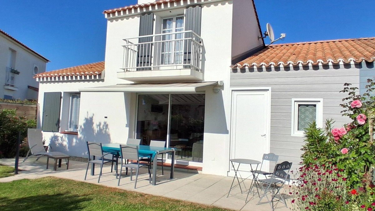 Bretignolles-sur-Mer House | Sauzai's Hamlet