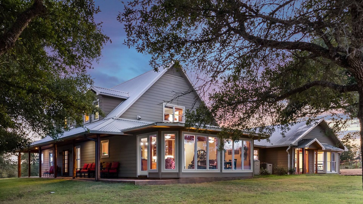 Giddings Other | Savage Ranch & Vineyard - 39 acres, upscale ranch, gourmet kitchen, pool/spa