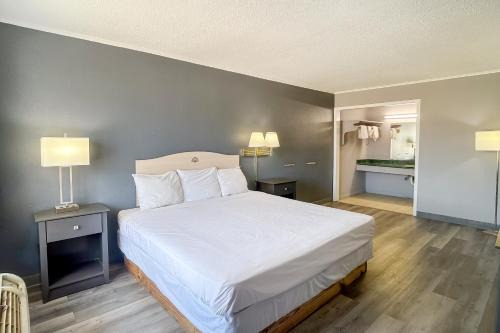 Forrest City Hotel | Save Inn by Hotel O Forrest City AR HWY 70
