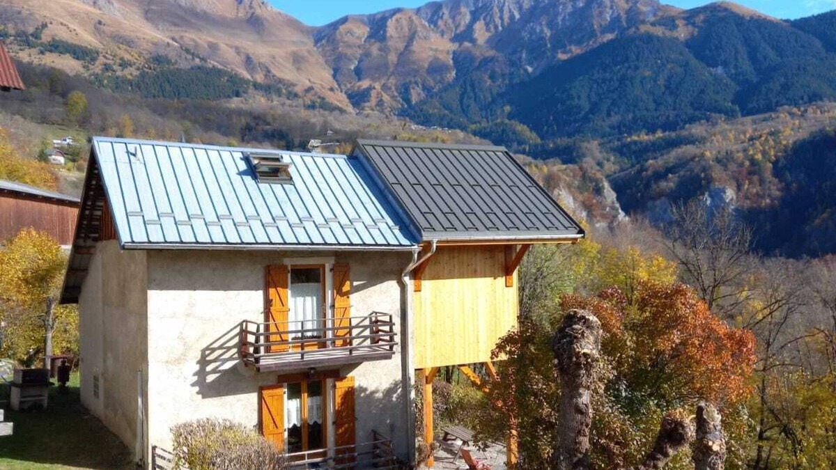 Montaimont Ski Chalet | Savoyard chalet with open view in a relaxing setting amidst the mo