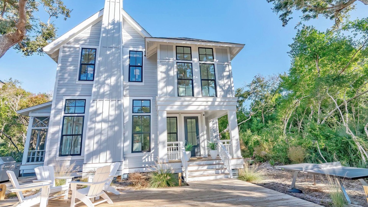 Cape Fear Station House | Say Knot on Call to your dream Bald Head Island vacation retreat!