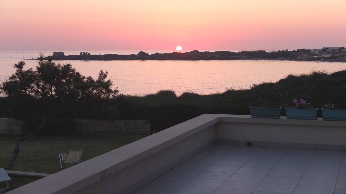 Punta Braccetto Villa | Scalambri Apartment + Annex in front of the sea