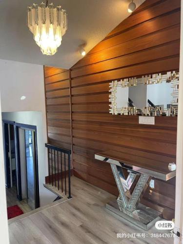 Steeles House | scarborough home 3