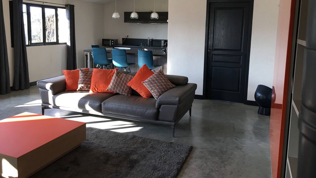 Montmeyran House | Scarlett Loft with luxurious interiors and private spa