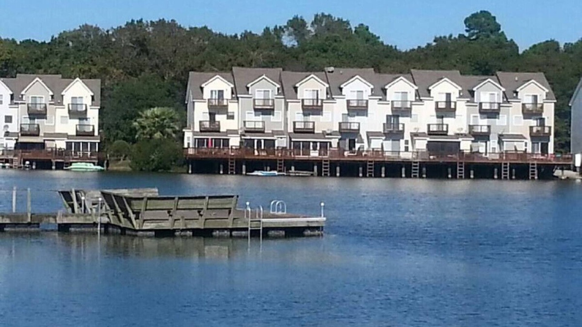 North Charleston House | Scenic Carolina Waterfront Rentals - Arco