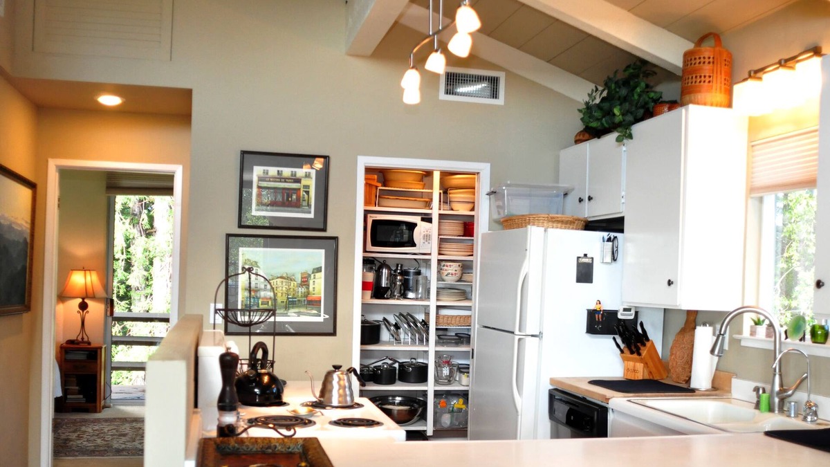 Santa Cruz House | Scenic Getaway With Ocean Views