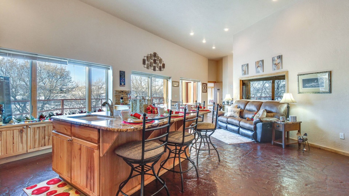 Great Falls House | Scenic Great Falls Retreat On Missouri River!