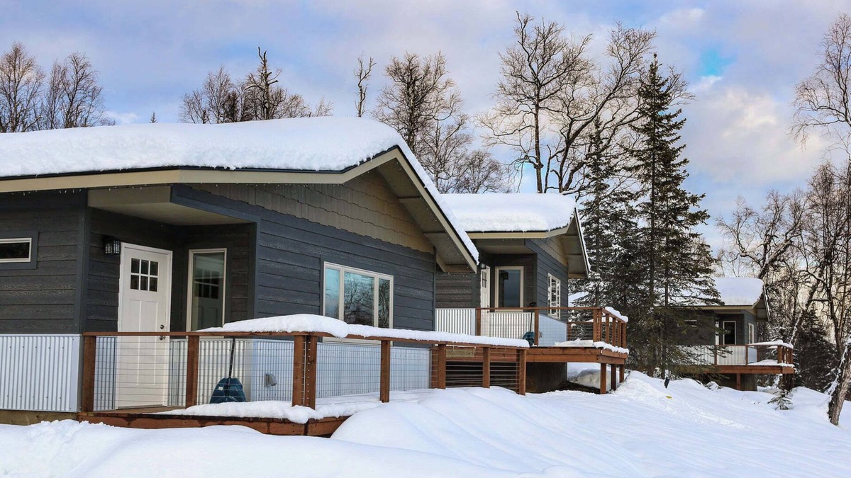 Fishhook Cabin | Scenic Mountain Setting Cabin #3 at Peak Lodging