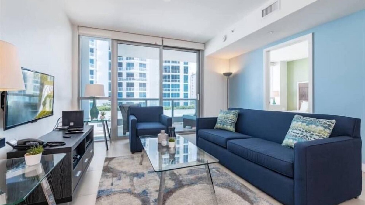 Miami Beach Apartment | Scenic Ocean View | Free Beach Access | Btwn Fort Lauderdale & Miami