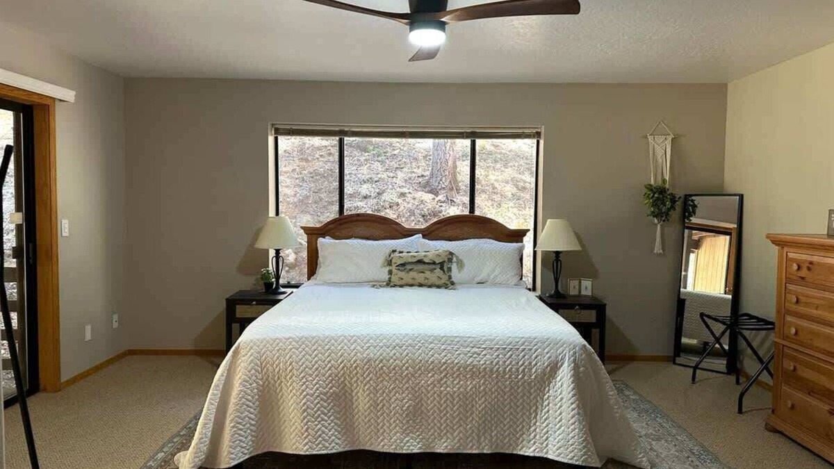 Twain Harte House | Scenic Sierra - Twain Harte Lake Access- Sleeps 18