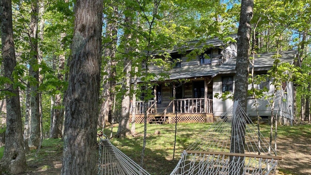 Stonebridge House | Scenic Summit - Todd, NC