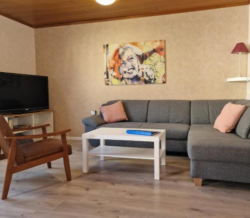 Buettelborn Apartment | Schöne große Wohnung 2 Schlafzimmer Max 5 Personen