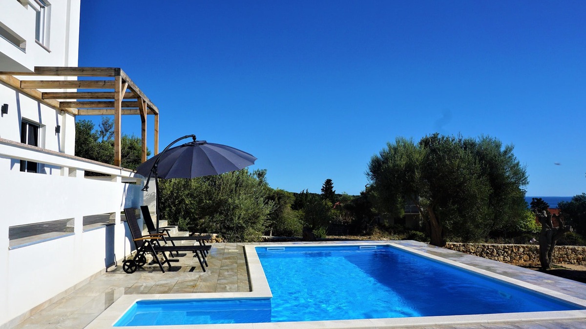 Jakisnica House | Schönes Ferienhaus mit Pool