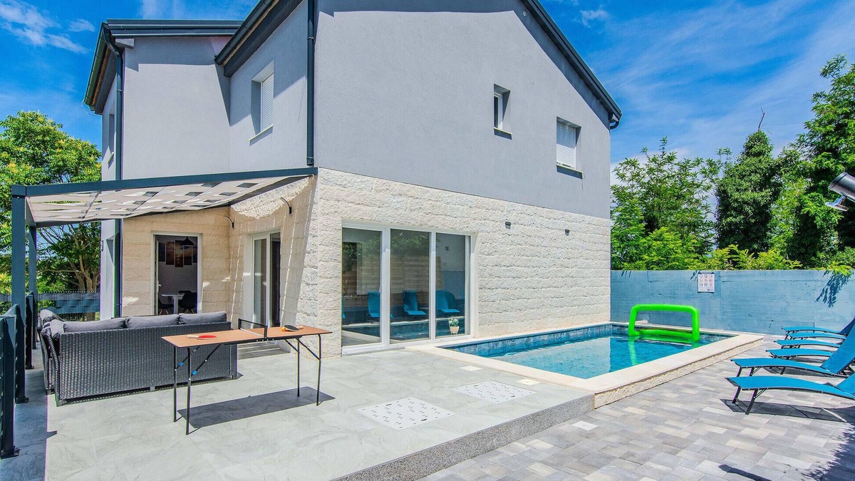 Vir House | Schönes Haus in Vir - CDA400
