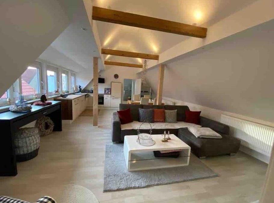 Bergrheinfeld Apartment | Schönes Loft in Bergrheinfeld 90 qm max 5 Personen