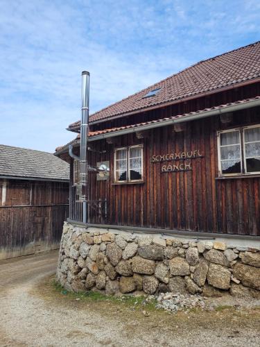 Monchdorf Bed & Breakfast | Scherhäuflranch