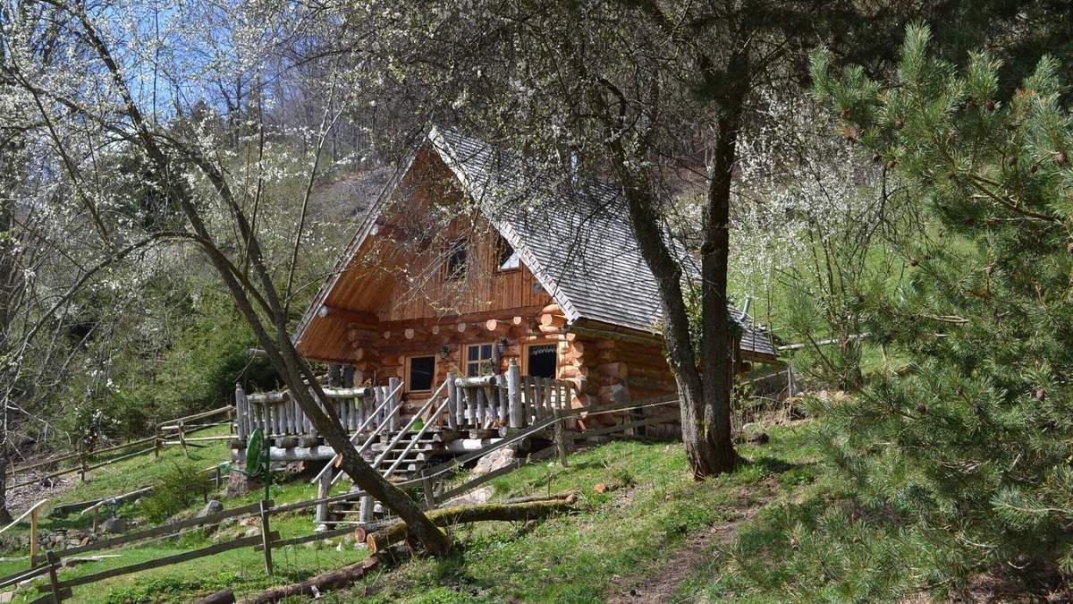 Le Hohwald Ski Chalet | Schlittor's chalet entirely made of logs