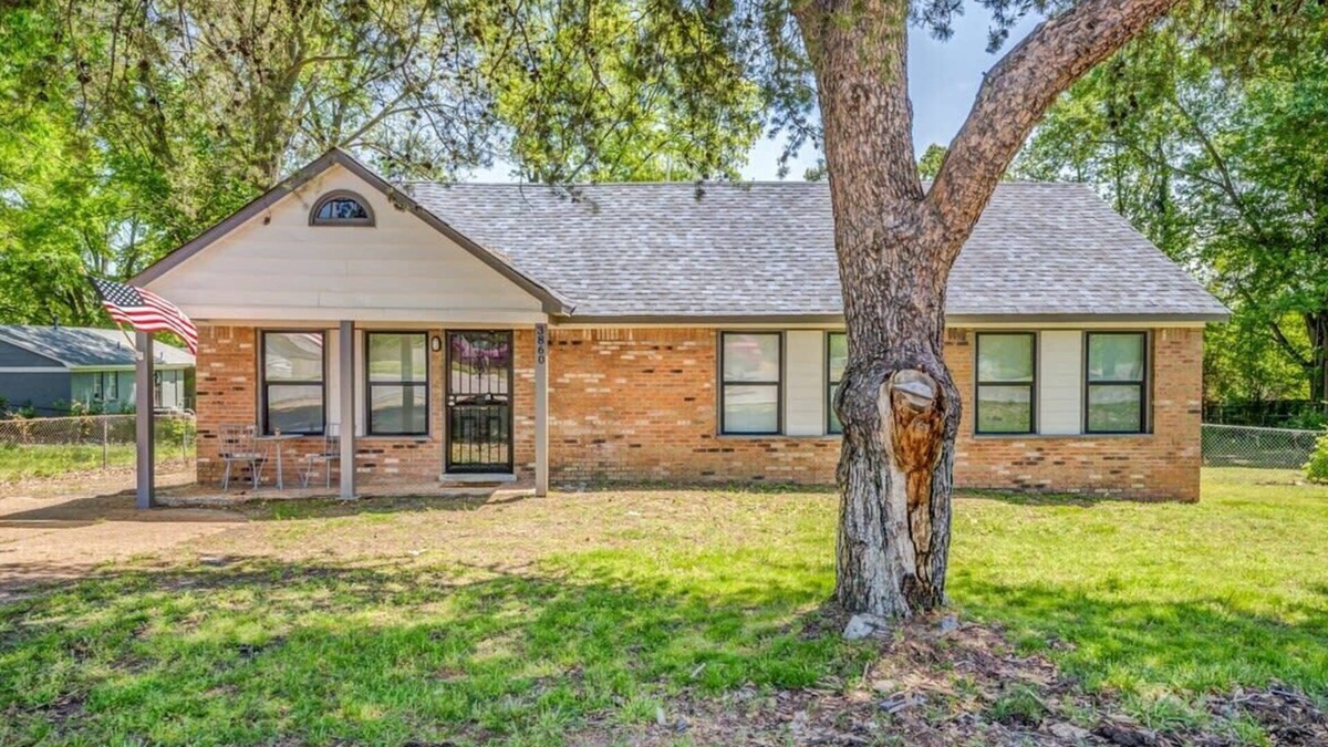 Frayser House | Schoolfield Collective