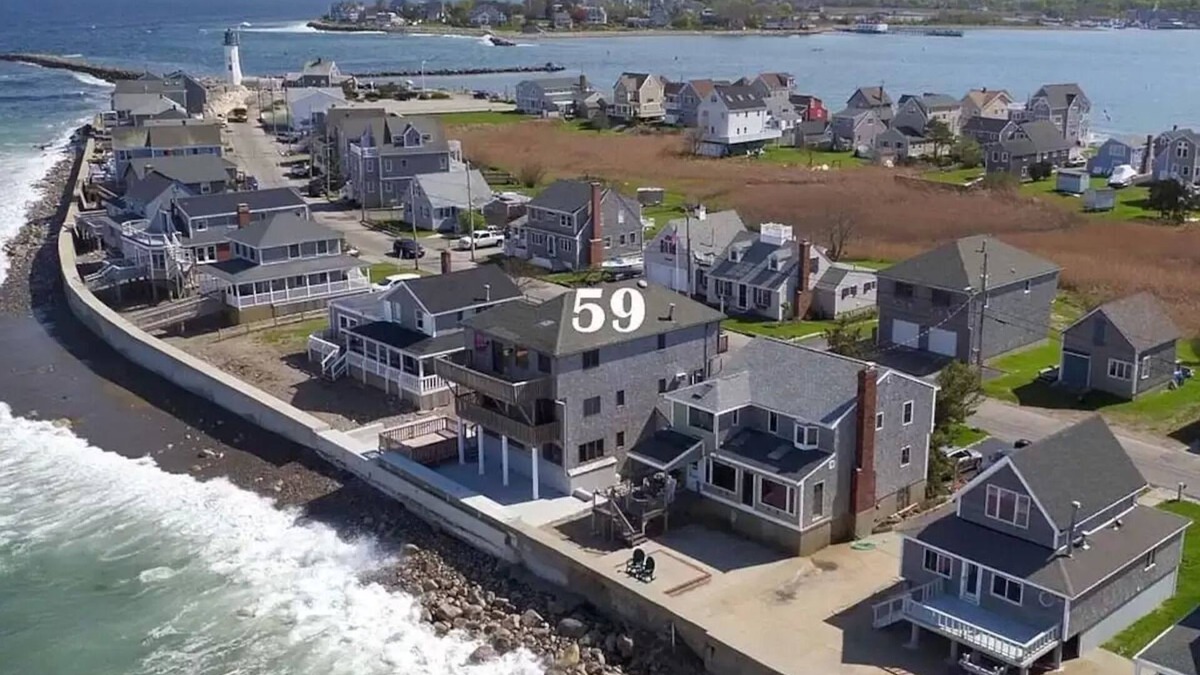 Scituate House | Scituate-Weddings, Family Gatherings, Pet Friendly