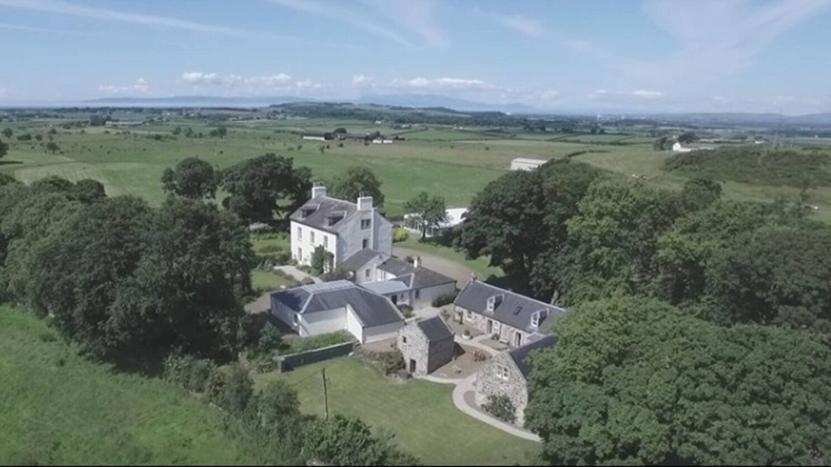 Craigie House | Scottish Country Mansion & Cottages with Indoor Pool