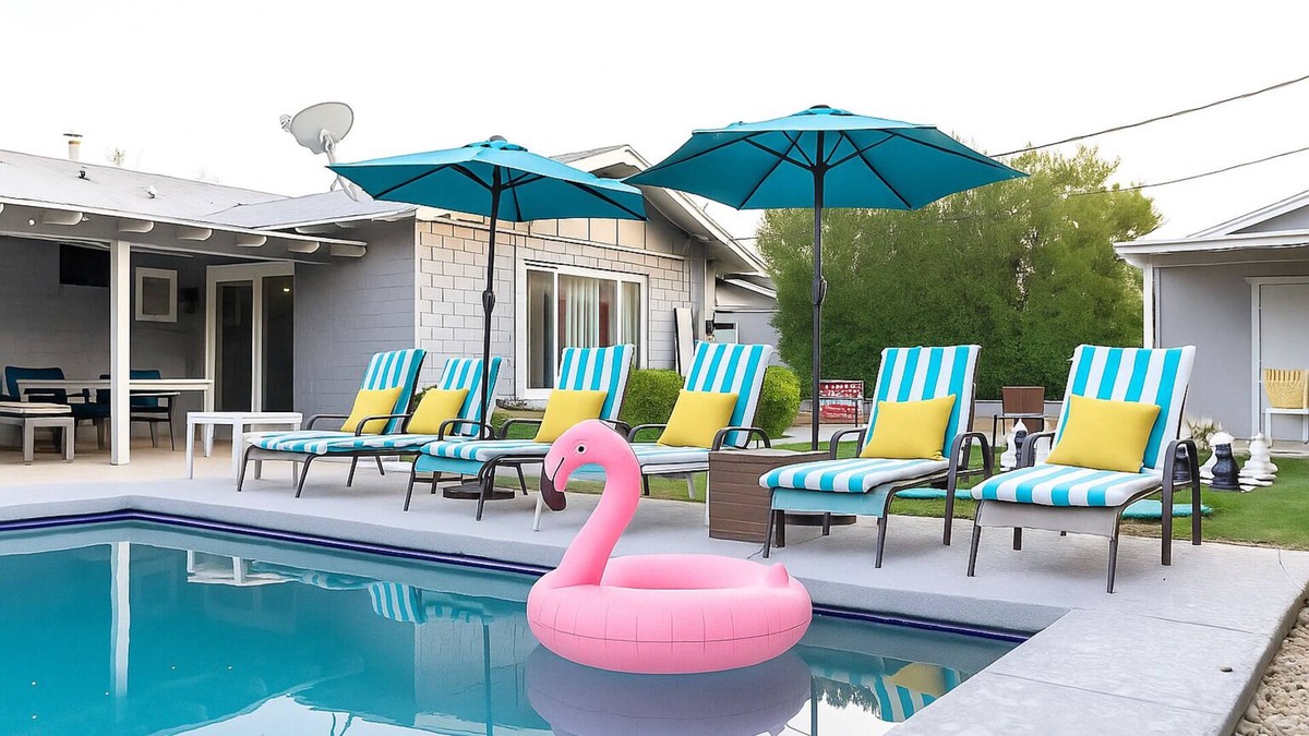 South Scottsdale House | Scottsdale Old Town 5BR Pool, Hot Tub, Firepit, Pool TablennSleeps 14!