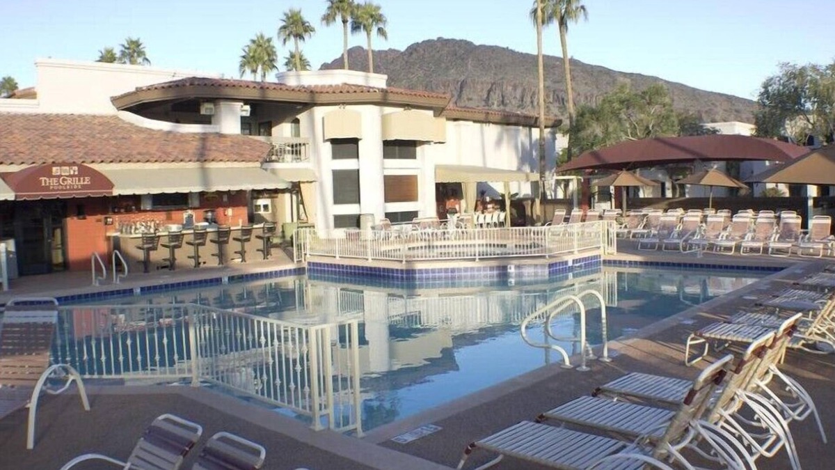 Arcadia Condo | Scottsdale Spacious 2BR Condo with Garden