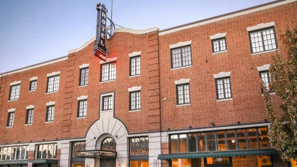 Redmond Hotel | SCP Redmond Hotel