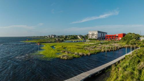 Waves Apartment | SDA - Waterfront 3-Bedroom, 3-Bathroom Suite at REAL Watersports