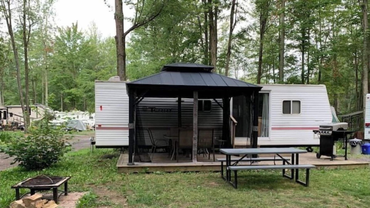 Clarence-Rockland House | SDD Camping, Caravan 1, Terry