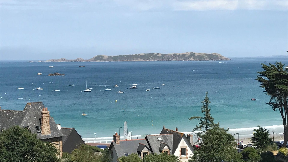 Perros-Guirec Apartment | Sea and beach view on foot