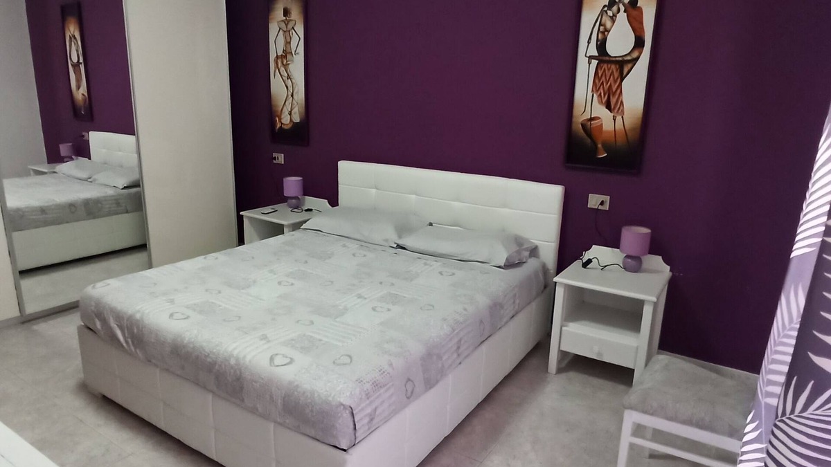 Selargius Apartment | Sea and city