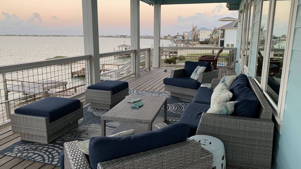 Rockport House | Sea Breeze Cove-waterfront-rooms with views, dock with fish