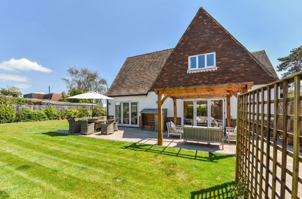 Rustington House | Sea Breeze