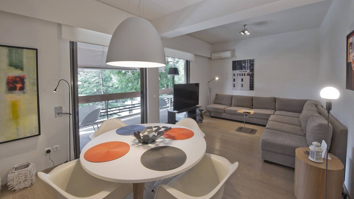 Vouliagmeni Apartment | Sea Breeze Spacious Apt near Vouliagmeni Beach