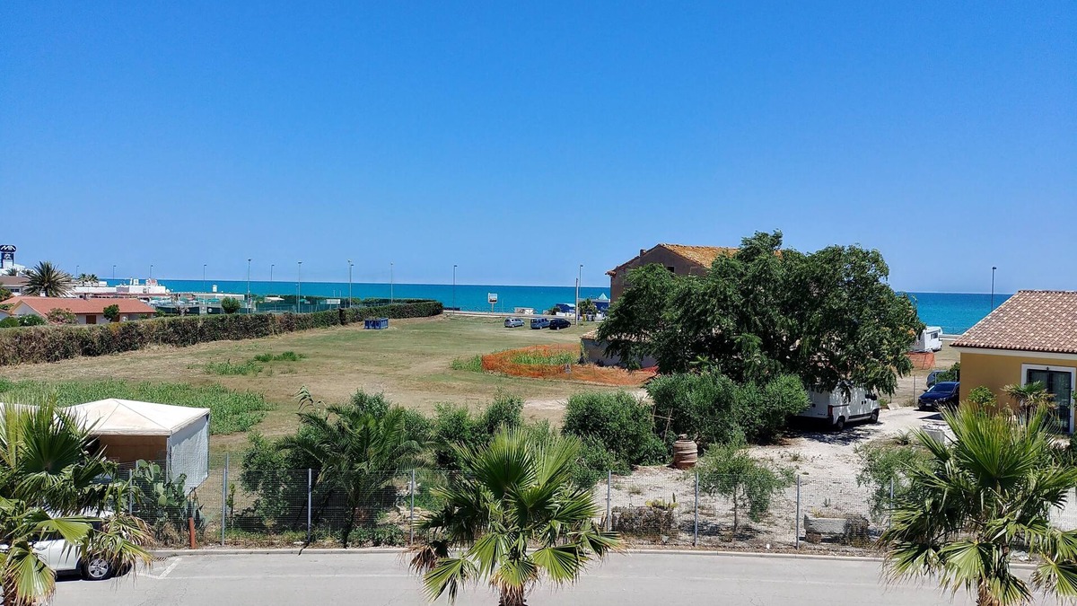 Porto Recanati Apartment | SEA FRONT APARTMENT IN PORTO RECANATI
