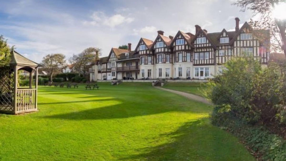 Overstrand Hotel | Sea Marge Hotel