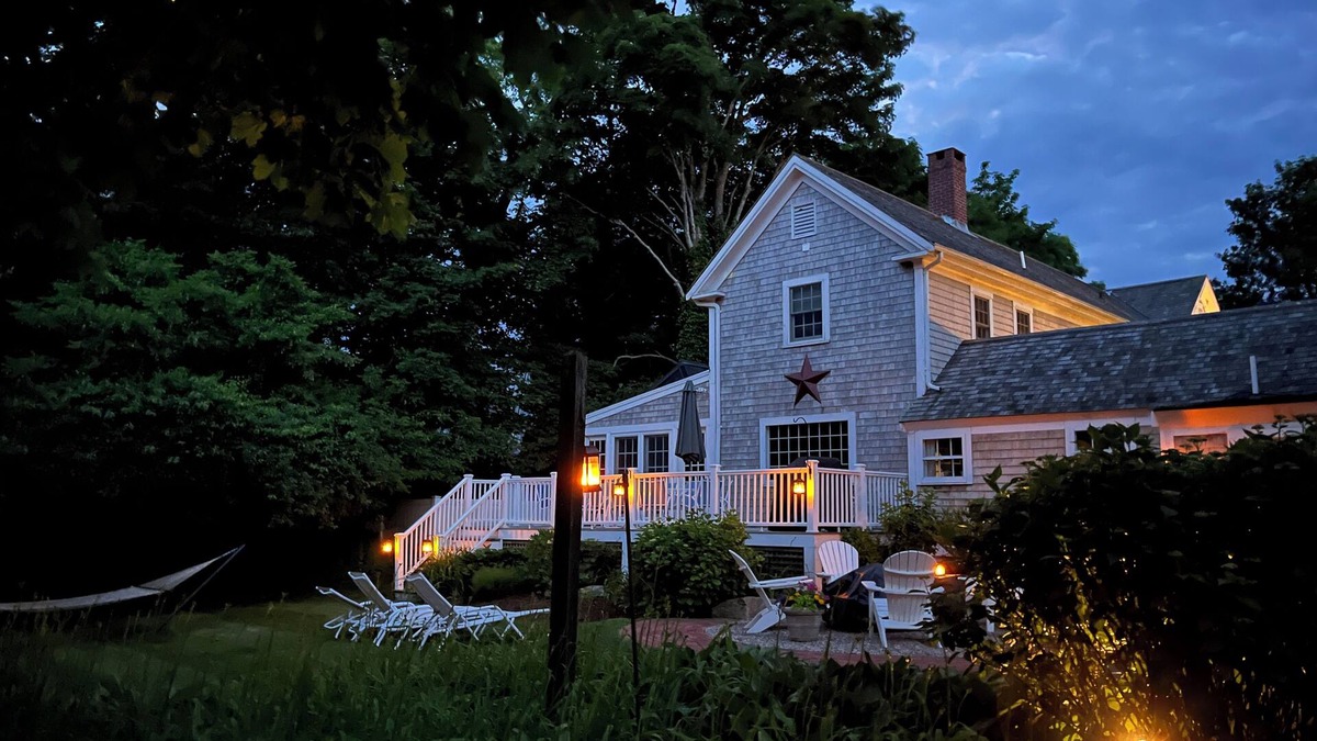 West Brewster Bed & Breakfast | Sea Meadow Inn