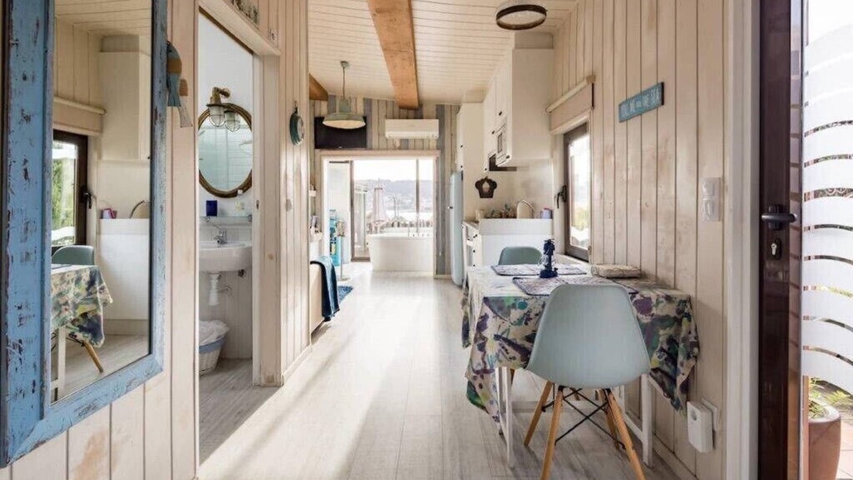 Cee House | Sea not Camiño. Views of the sea, garden, terraces and barbecue.