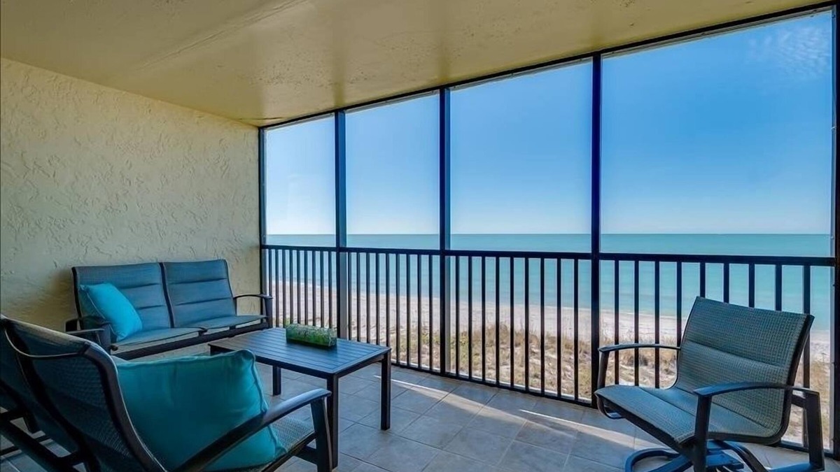 Boca Grande Condo | Sea Oats 215 2 Bedroom Home by RedAwning