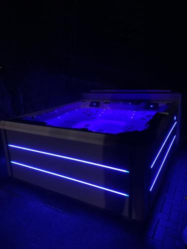 Seepark Kirchheim House | SEA Office - Modernes Ferienhaus mit tollem Seeblick