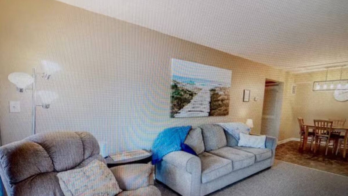 Heron Harbour Isle Condo | Sea Scape 1Br Condo
