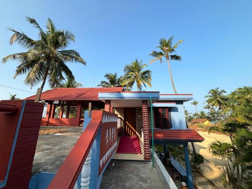 Inna House | Sea Shade