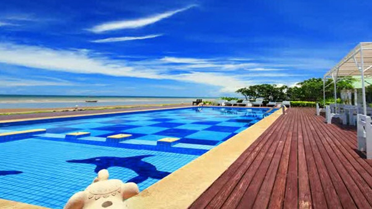 Hat Chao Samran Hotel | Sea Sky Beach Resort