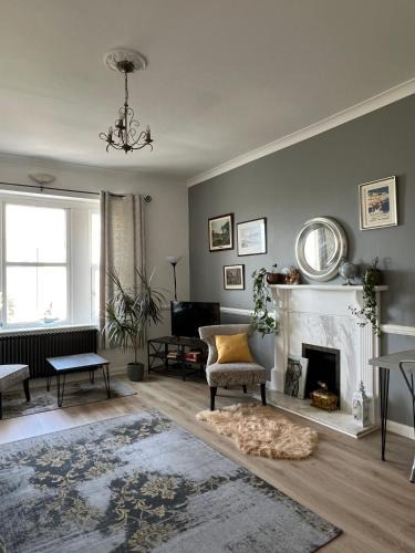 St Leonards-On-Sea Apartment | Sea Spray Victorian Apartment