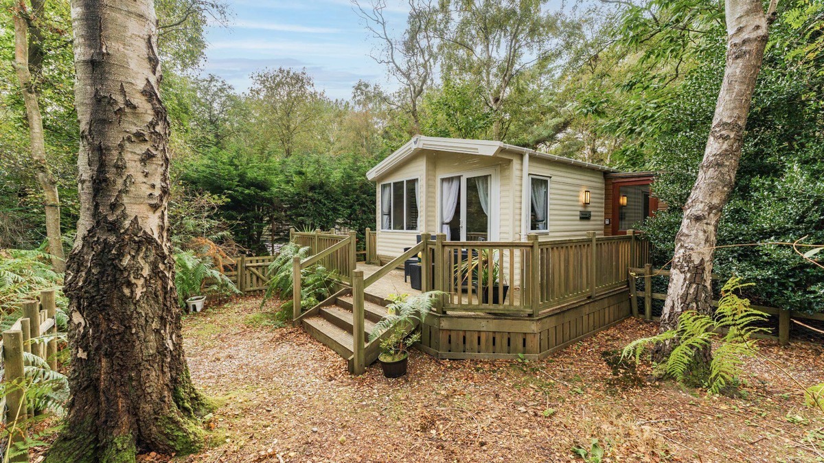 Weybourne Cabin | Sea Squirrel - sleeps 4 guests, High Kelling